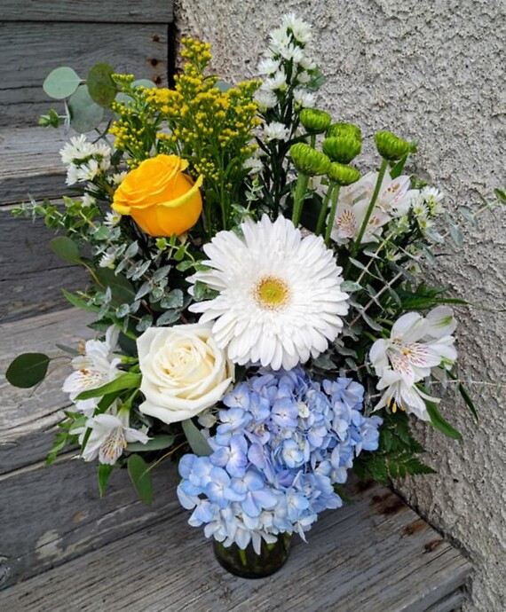 KMDs Unveiling Charm Bouquet