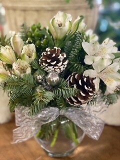 KMD&#039;s Snowy Christmas Morning Bouquet